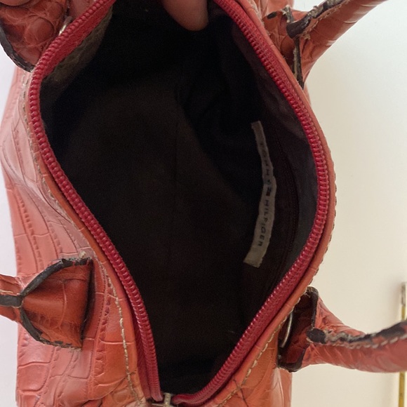 Tommy Hilfiger Retro Faux Croc Small Shoulder Bag - Picture 12 of 16
